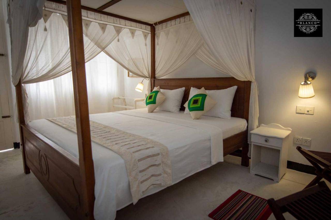 Villa Blanco Dehiwala-Mount Lavinia Bagian luar foto